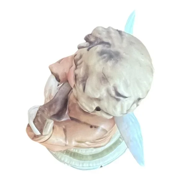 Vtg Gorham Angel’s Serenade Guitar Player Bone China Figurine by Maruri 4.25in T - Picture 5 of 6